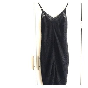 Lulu’s Black lace mini dress